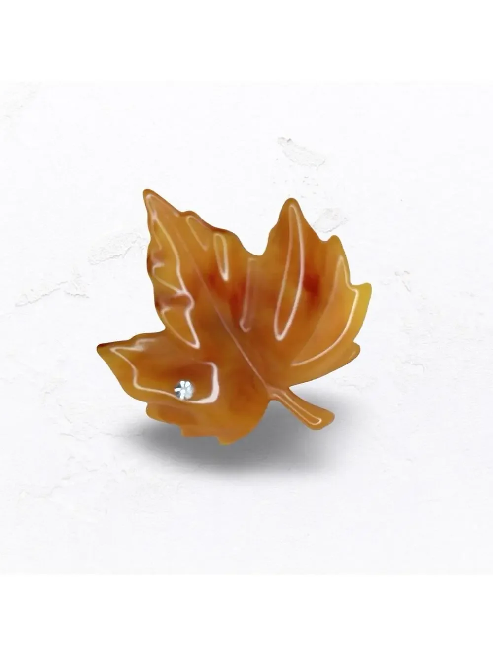 6935. Brown Avon Leaf Brooch